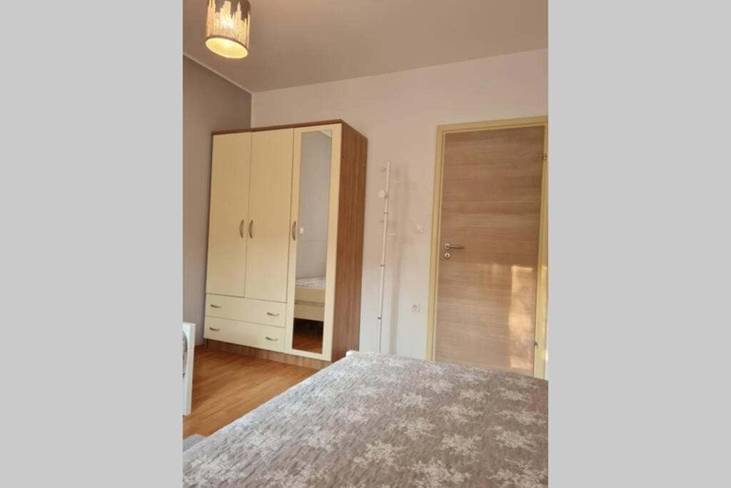 Apartment Zorika Near The Beach PUY 외부 사진